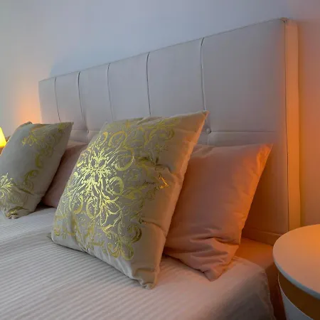 Апартаменты Club Mar - First Line With Sea View