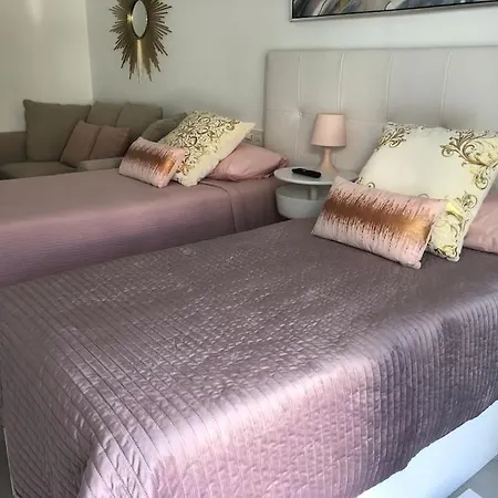 Club Mar - First Line With Sea View Apartament